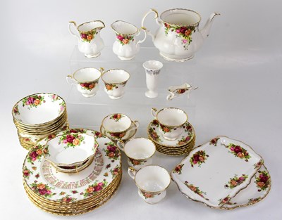 Lot 534 - ROYAL ALBERT; an 'Old Country Roses' tea...