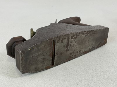 Lot 6 - ALEX MATHIESON & SON, GLASGOW; a rosewood and...