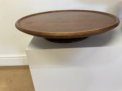 Lot 9 - A 19th century mahogany dish topped circular...