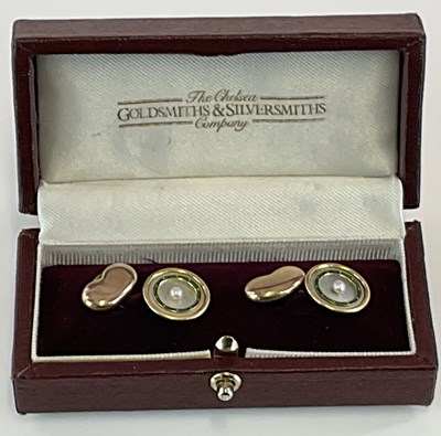 Lot 530 - A pair of 18ct yellow gold mother of pearl...