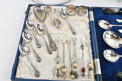 Lot 16 - A small collection of plated cutlery mainly...