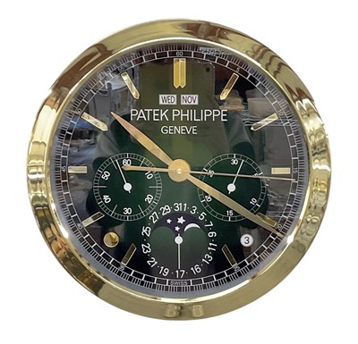 Lot 83 - A decorative Patek Philippe style dealer's...
