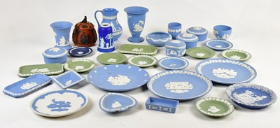 Lot 1602 - WEDGWOOD; a collection of jasperware including...