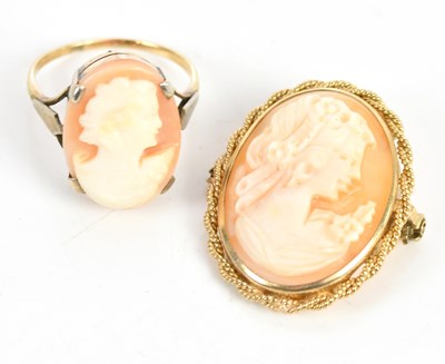 Lot 193 - A yellow metal signet ring set with a cameo...