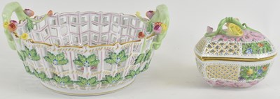 Lot 541 - HEREND; a Hungarian hand painted floral...