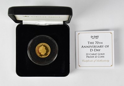 Lot 687 - An Elizabeth II gold proof commemorative £1...