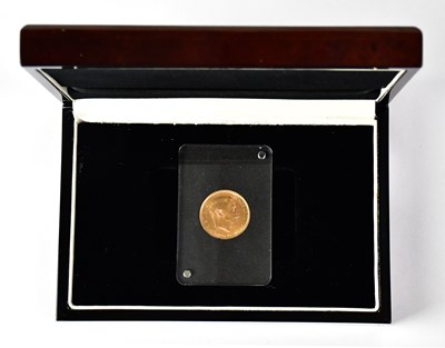 Lot 677 - A Christian X, 1914 VBP gold 20 Kroner coin,...