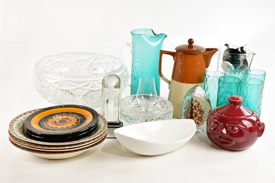 Lot 1508 - A collection of decorative ceramics and cut...