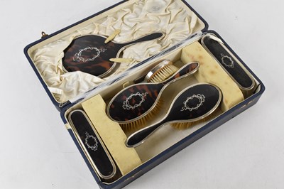 Lot 1374 - MAPPIN & WEBB; a cased Elizabeth II hallmarked...