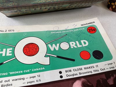 Lot 39 - A group of collectors' items comprising a...
