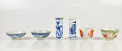 Lot 85 - A near pair of Chinese blue and white...