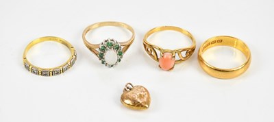 Lot 86 - A 22ct yellow gold wedding band, size O,...