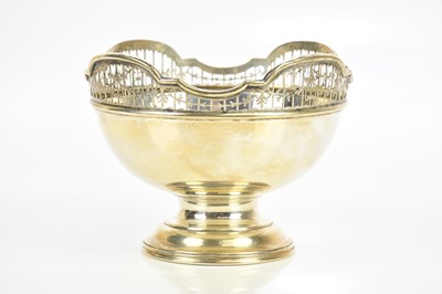 Lot 1219 - JOHN ROUND; a George V hallmarked silver rose...