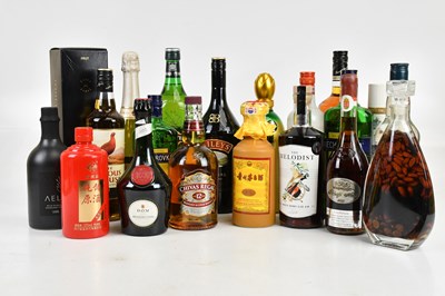 Lot 423 - MIXED SPIRITS; a single bottle Barons de...