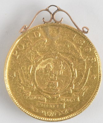Lot 1521 - An African 1898 gold one pond coin (22ct gold),...
