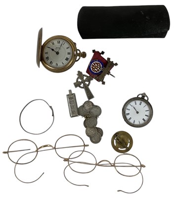 Lot 341 - A mixed group of collectables including an...