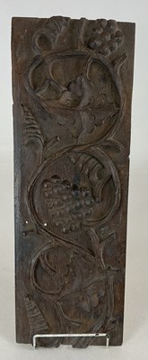 Lot 30 - A group of collectors' items including a...