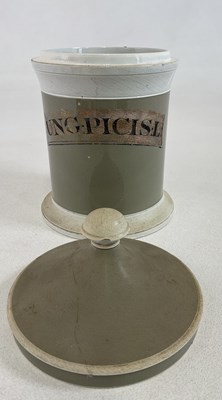 Lot 37 - A ceramic apothecary jar inscribed UNG.PICIS:L,...