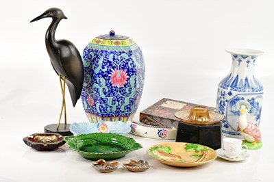 Lot 1583 - A collection of assorted ceramics including...