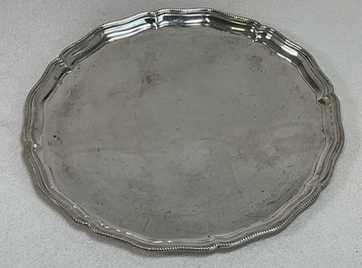 Lot 1033 - R & W SORLEY; a George V hallmarked silver...