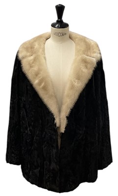 Lot 496 - A mink fur coat.