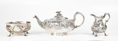 Lot 1059 - DANIEL & CHARLES HOULE; a Victorian hallmarked...