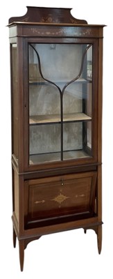 Lot 72 - An Edwardian mahogany and inlaid display...
