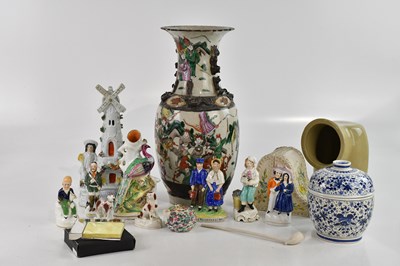 Lot 1474 - A collection of ceramics to include...