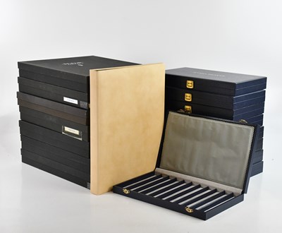Lot 469 - Nine modern pen collectors boxes, with lined...