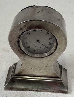 Lot 1104 - A George V hallmarked silver timepiece, with...