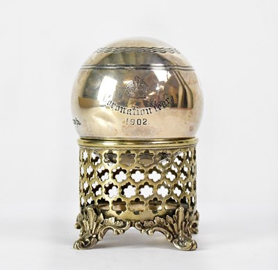 Lot 731 - WALKER & HALL; an Edward VII hallmarked silver...