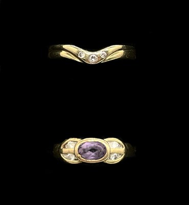 Lot 1278 - Two 9ct yellow gold dress rings, one with...