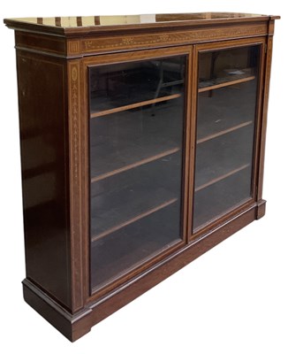 Lot 94 - An Edwardian mahogany and inlaid display...