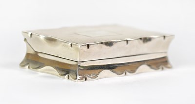 Lot 763 - E. J. TREVITT & SONS; a George V hallmarked...