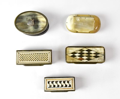 Lot 800 - Five various animal horn and bone snuffboxes,...