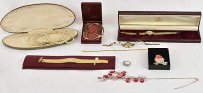 Lot 1514 - A small quantity of assorted costume jewellery...