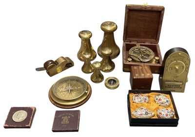 Lot 344 - A quantity of collectables comprising a small...
