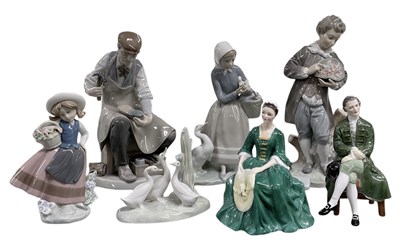 Lot 537 - LLADRÓ; five ceramic figures comprising young...