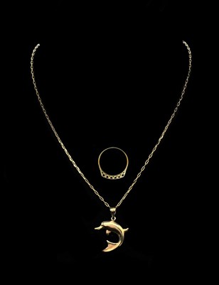 Lot 1209 - A 9ct yellow gold pendant on fine link chain,...