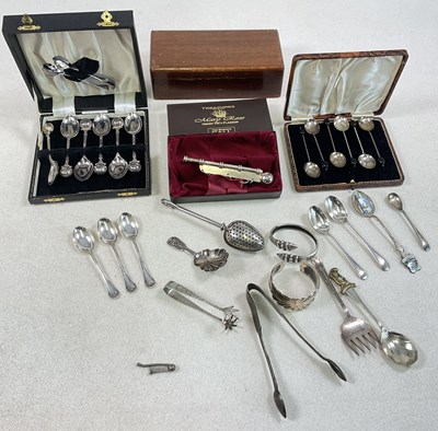 Lot 1045 - A group of small silver including an unusual...