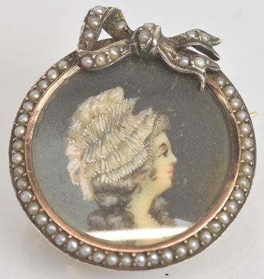 Lot 1273 - A late 19th century yellow metal mounted...