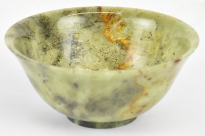 Lot 613 - A Chinese nephrite jade bowl, diameter 10cm,...