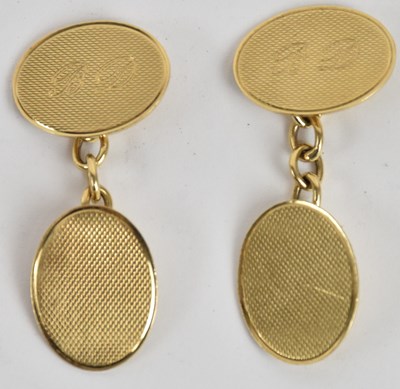 Lot 1378 - A pair of 9ct yellow gold cufflinks with...