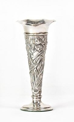 Lot 733 - WILLIAM COMYNS & SONS; an Edwardian hallmarked...
