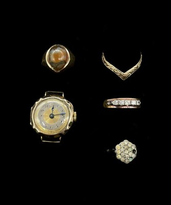 Lot 1181 - A 9ct yellow gold signet ring with domed...