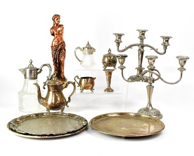 Lot 584 - A small quantity of silver plated items...