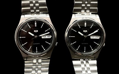 Lot 1326 - SEIKO; two gentleman's vintage '5' automatic...