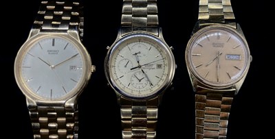 Lot 1333 - SEIKO; three gentleman's gold plated quartz...