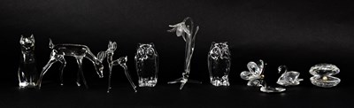 Lot 329 - A quantity of glass animal and other ornaments...