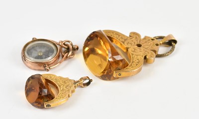 Lot 514 - A large Victorian 15ct yellow gold fob with...
